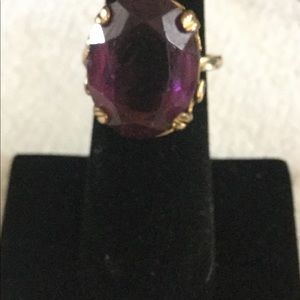 VINTAGE GOLD RING WITH AMETHYST OVAL STONE 14 k